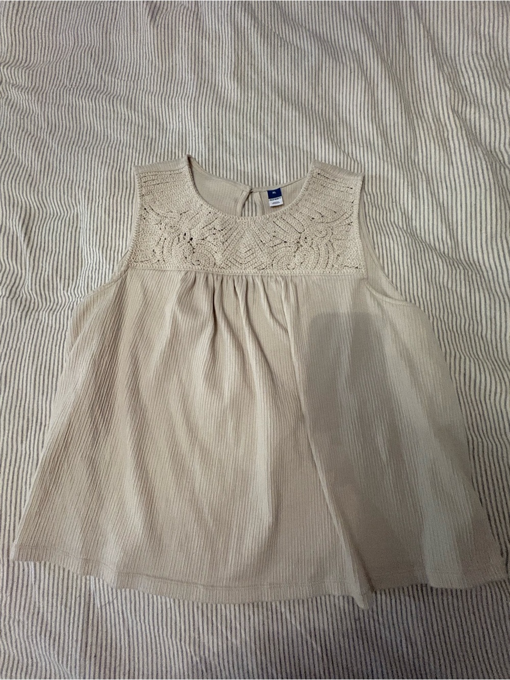Neutral Lace Yoke Tank